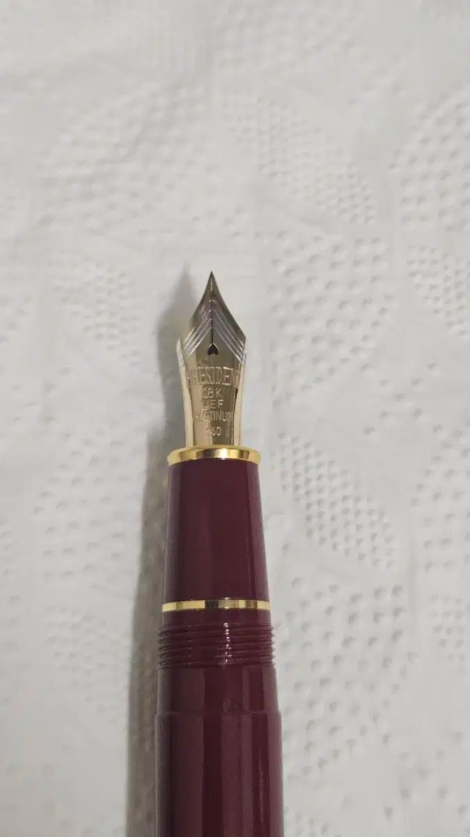 PLATINUM プラチナ 万年筆 プレジデント レッド軸 UEF 18k プラチナ