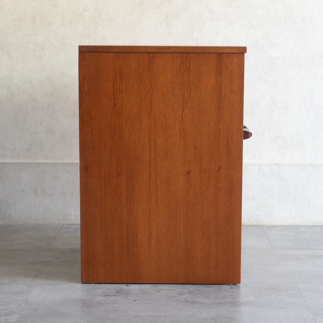 AVALON アバロン イギリスヴィンテージ チーク サイドキャビネット