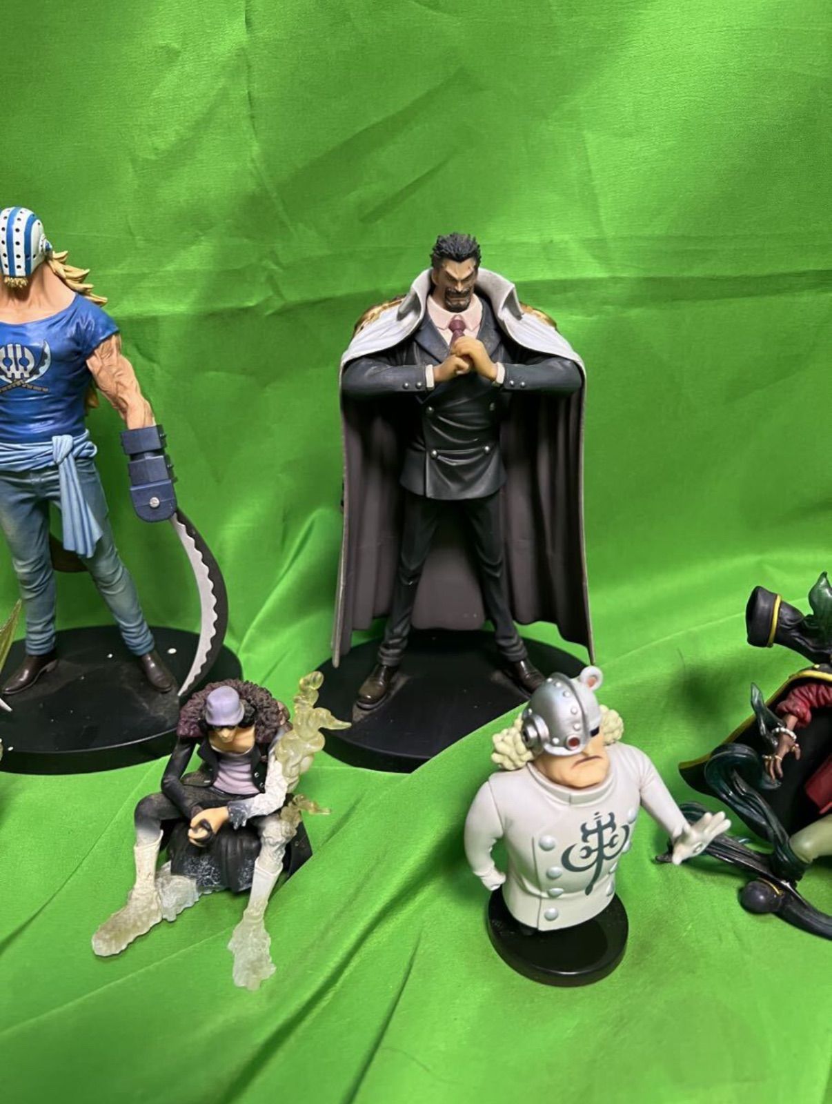 ONE PIECE黒ひげ ガープ グザンフィギュア ONE PIECE黒ひげ ガープ グザンフィギュア ONE PIECE ワンピース