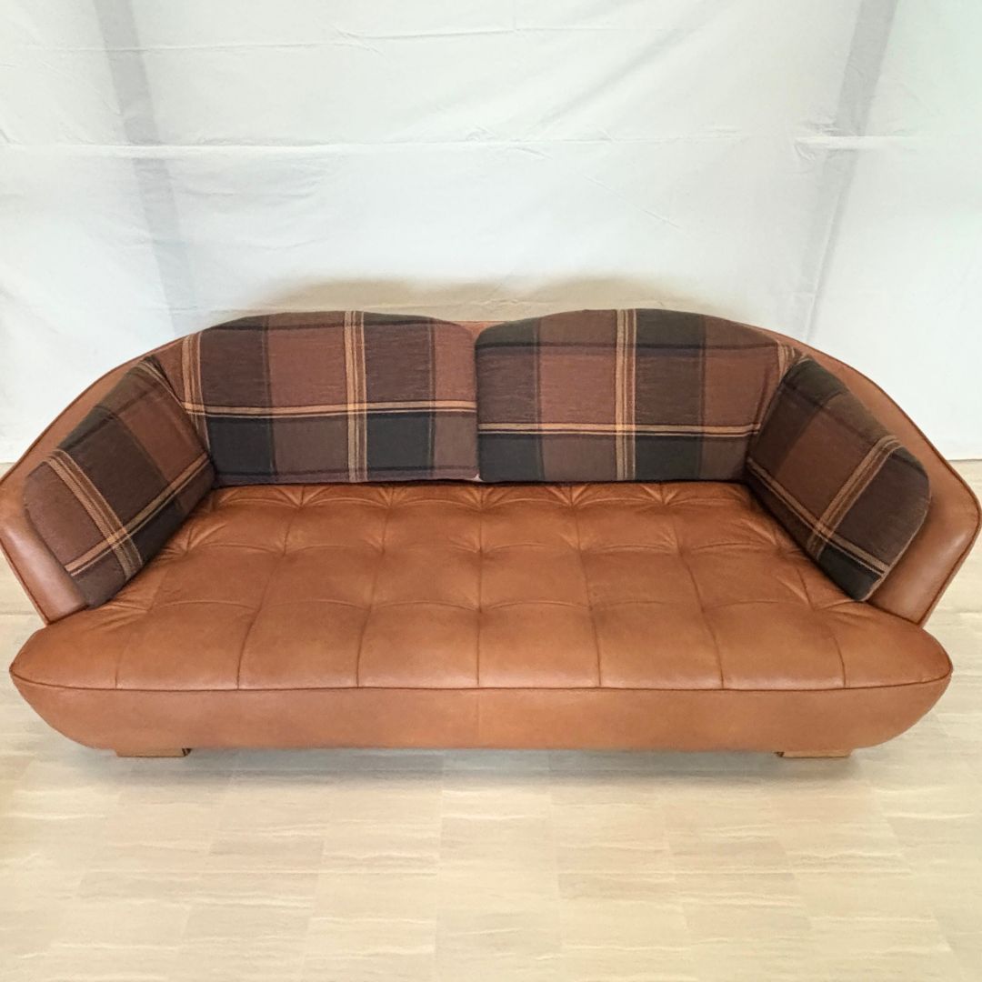 【10/3迄出品】CRUSH GATE オピアム 3人掛けソファ キャメル オピアムソファ 3人掛け L-1キャメル – CRASH GATE公式通販サイト