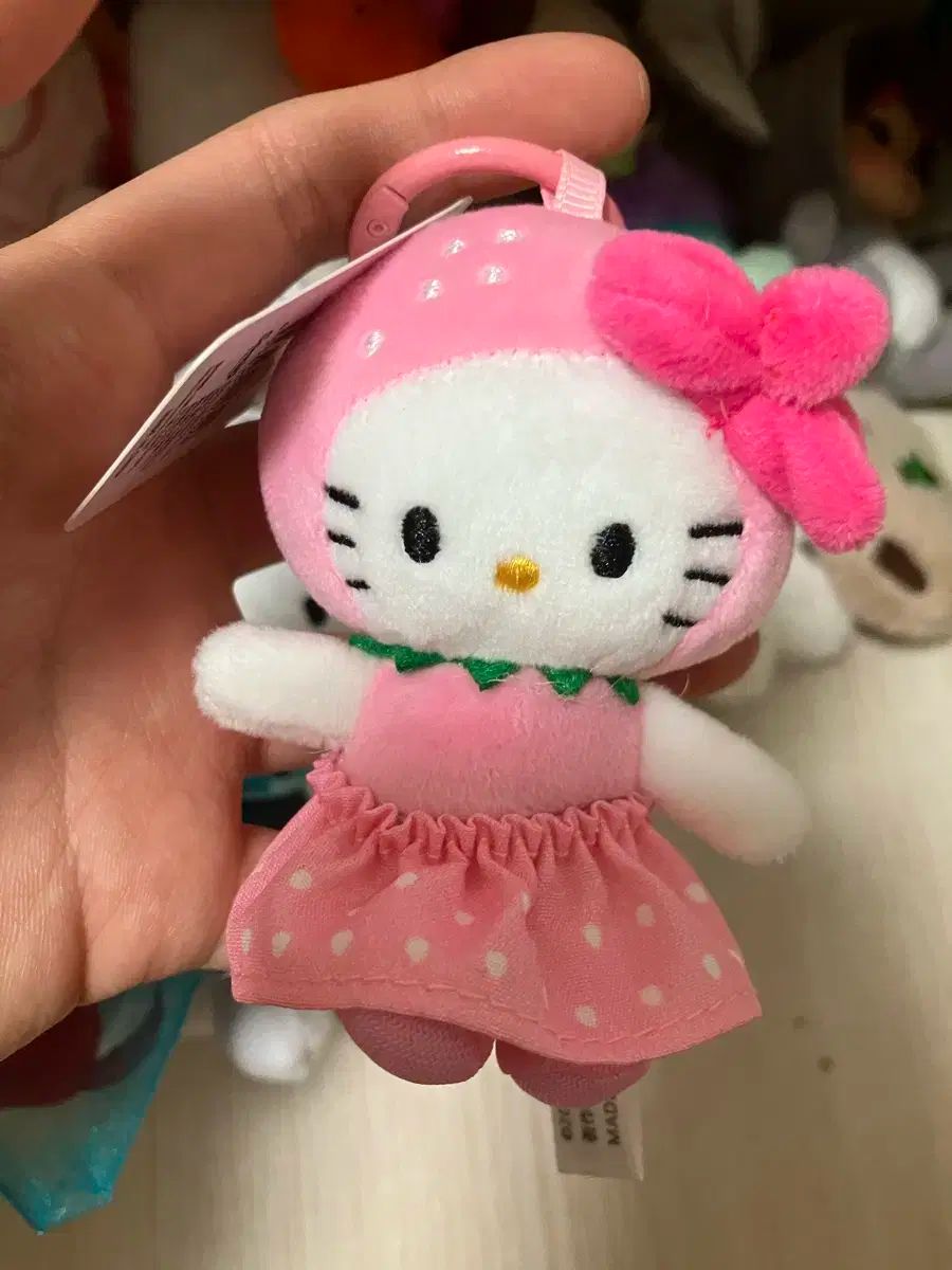 希少レア ハローキティ サンリオピューロランド ぬいぐるみ ドレス