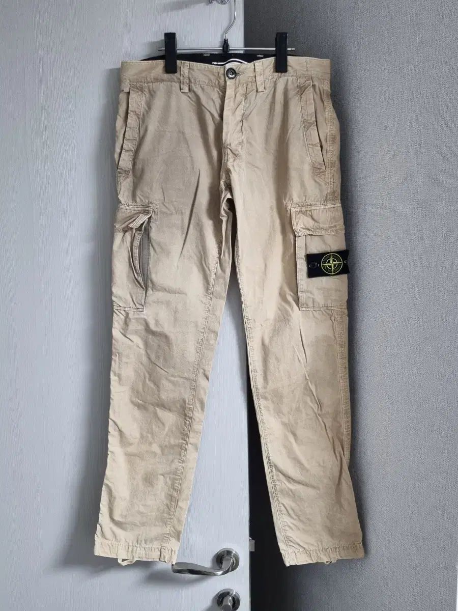 STONE ISLAND ストーンアイランド カーゴパンツ