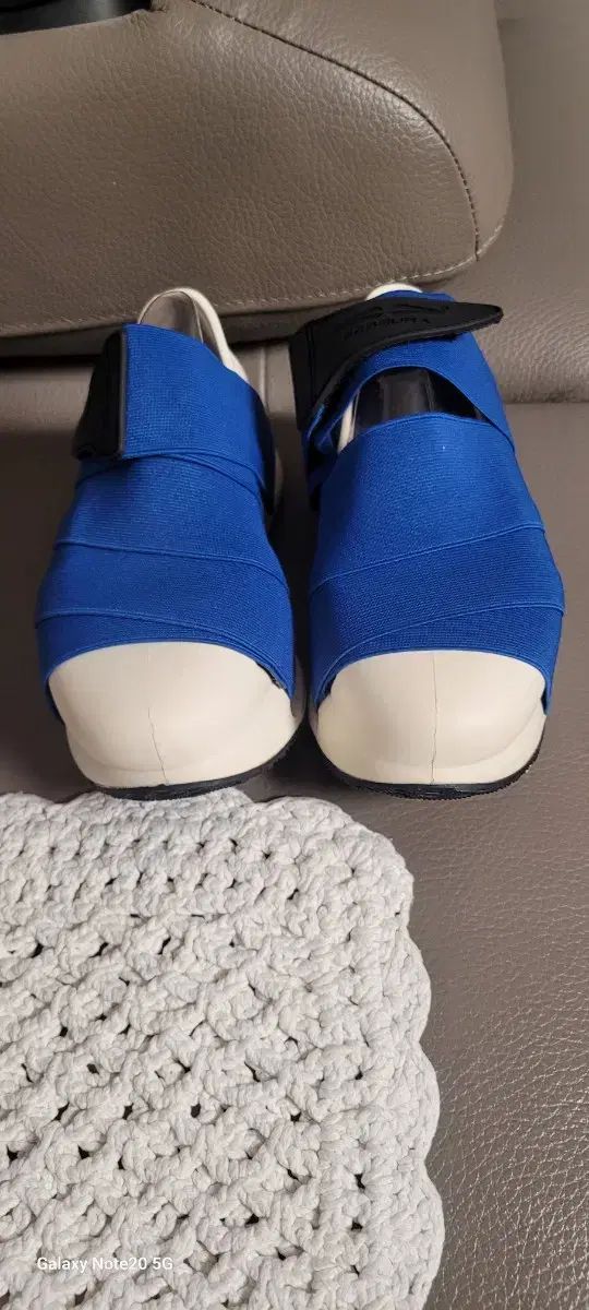 未使用新品))キッズ用 ペシュラ マミー シューズ