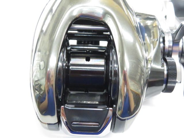 シマノ 25アンタレス　100HG　RIGHT (01-8109230023) シマノ 25 アンタレス 100HG (Shimano ベイトリール 釣り 右)