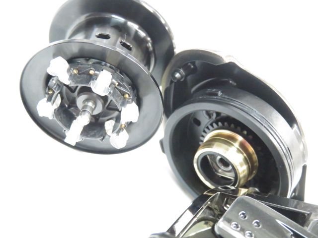 シマノ 25アンタレス　100HG　RIGHT (01-8109230023) シマノ 25 アンタレス 100HG (Shimano ベイトリール 釣り 右)