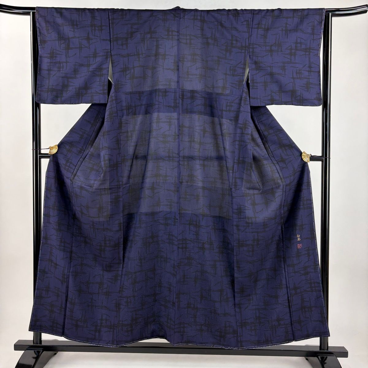 美品】 小紋 身丈155cm 裄丈64.5cm M 袷 大島紬地 落款 証紙 幾何学