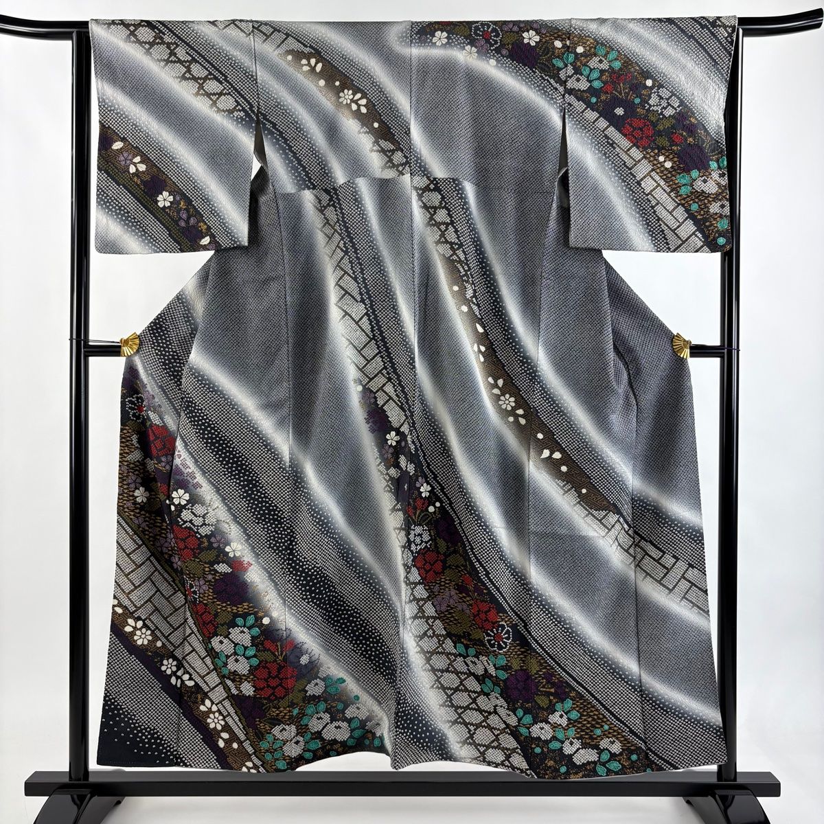 訪問着 身丈154cm 裄丈63.5cm S 袷 草花 桧垣 金彩 黒灰 正絹 秀品