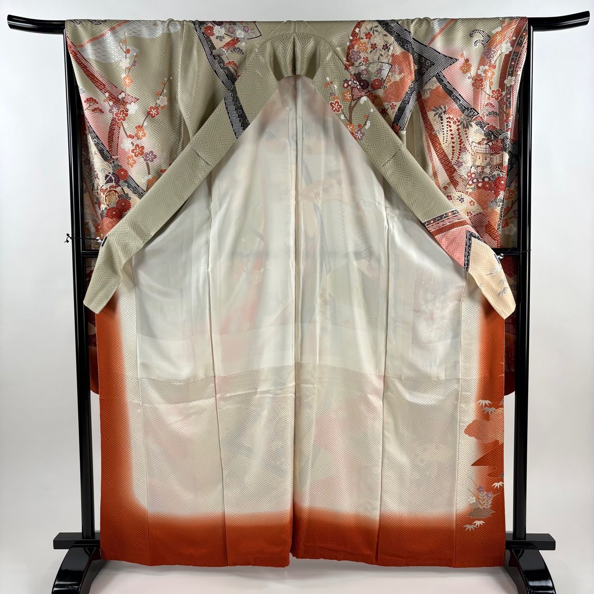 振袖 身丈166cm 裄丈64.5cm 正絹 秀品 【中古】 振袖 身丈166cm 裄丈64cm M 袷 草花 源氏車 金彩 金糸 オレンジ 正絹