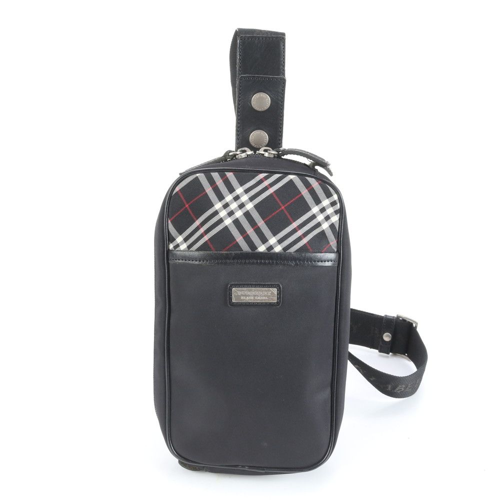 極美品 バーバリー チェック レザー ボディバッグ 斜め掛け ボディ