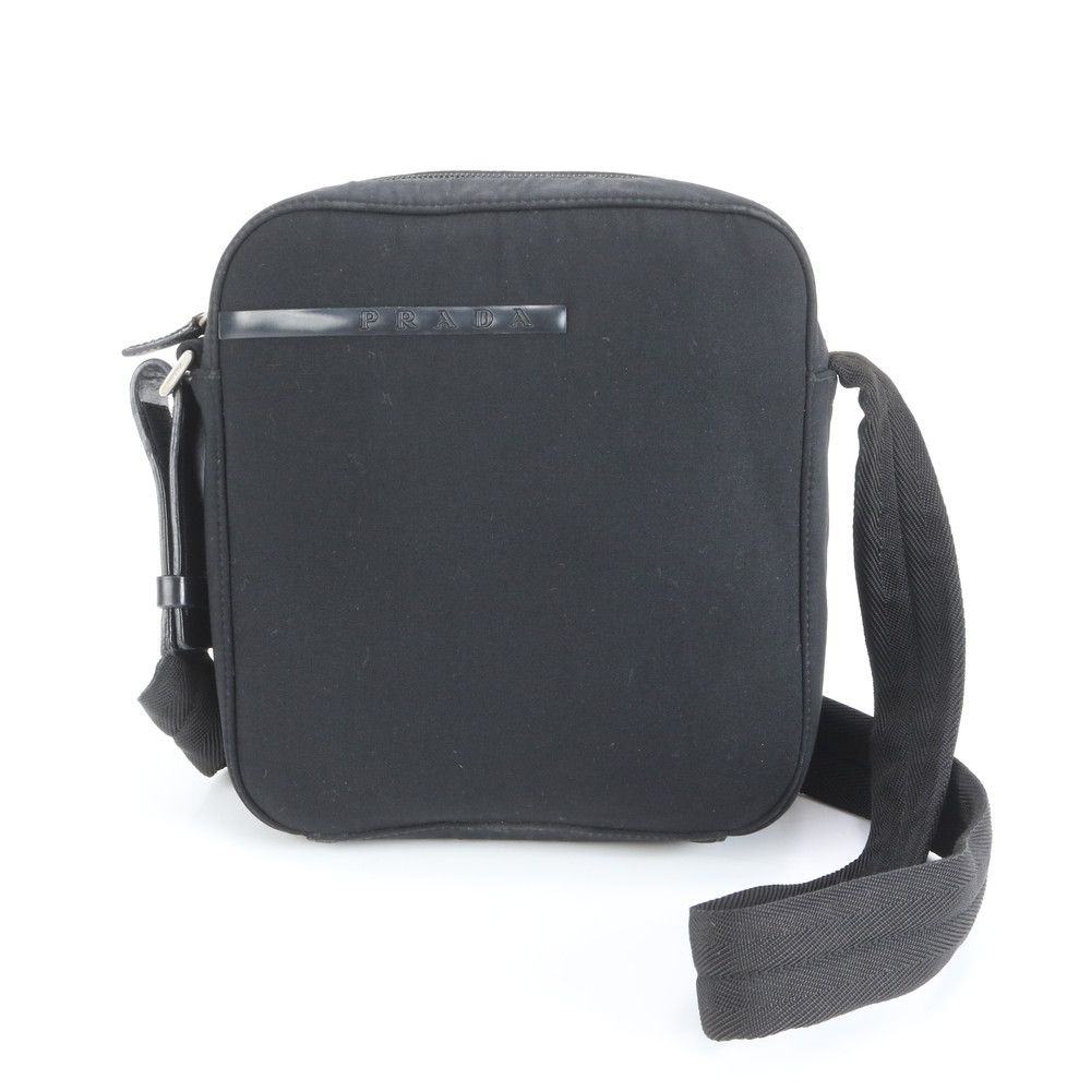 プラダ プラダスポーツ レザー ショルダーバッグ 斜め掛け