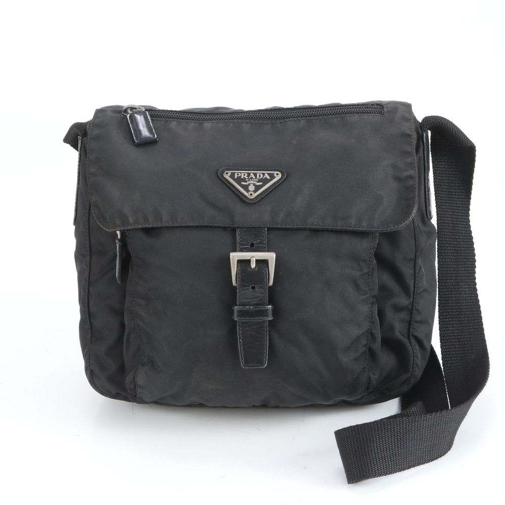 プラダ メッセンジャーバッグ テスートナイロン レザー 黒 極美品 プラダ テスート ナイロン レザー ショルダーバッグ 斜め掛け