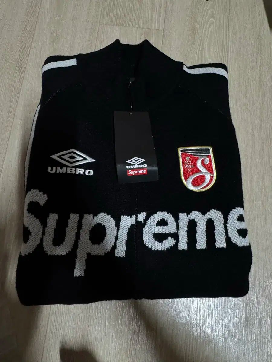 Supreme umbro ブラック ニット トップス 新品 - メルカリ