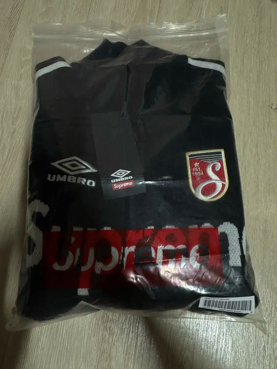 Supreme umbro ブラック ニット トップス 新品 - メルカリ