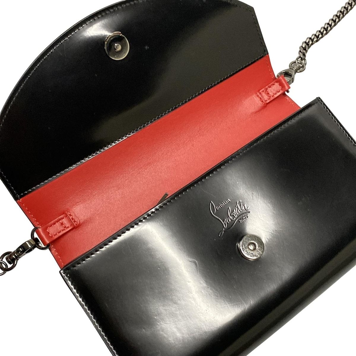 CHRISTIAN LOUBOUTIN(クリスチャンルブタン) 財布 黒 チェーン