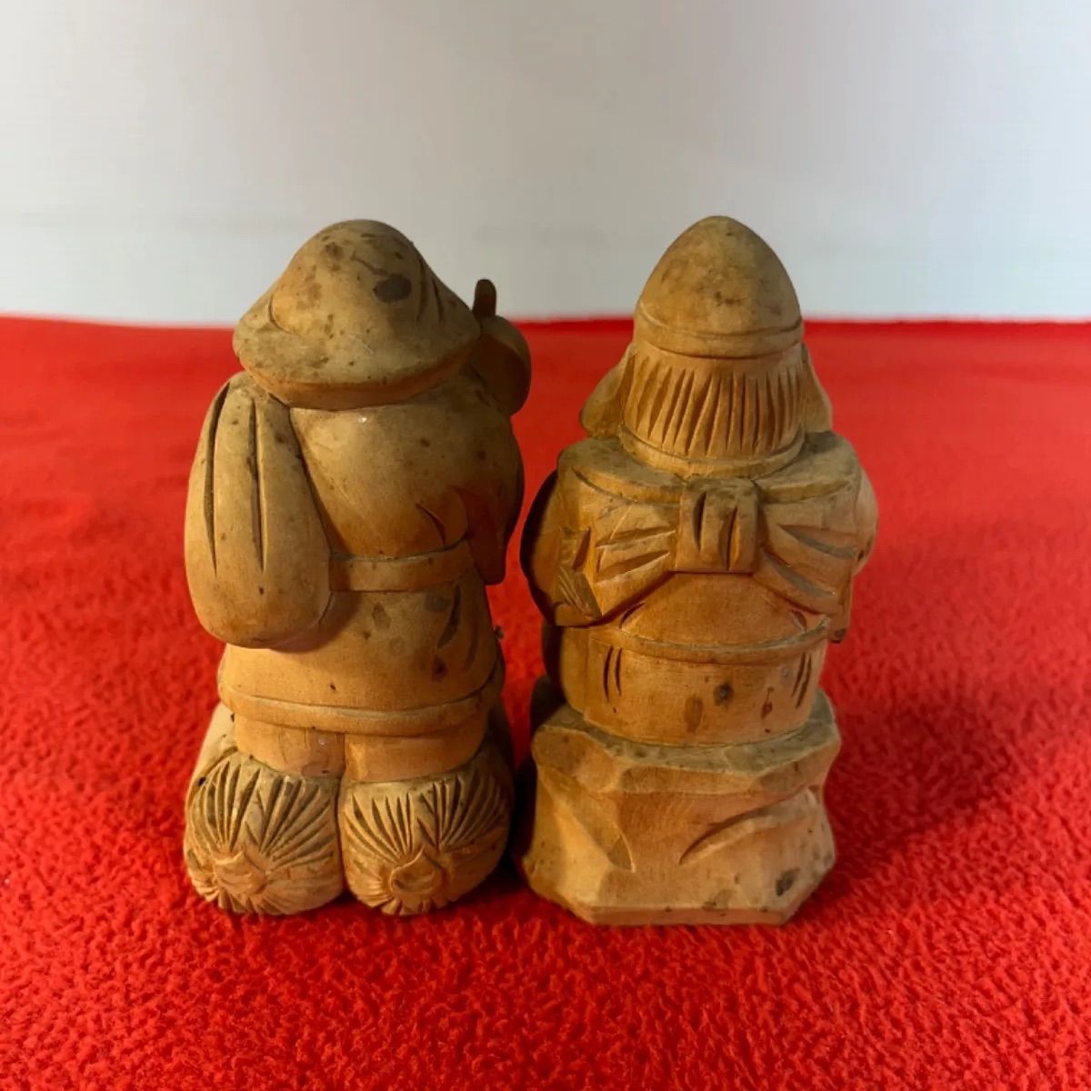 恵比寿大黒天の木彫り置き物。高さ~４６cm Amazon.co.jp: 国産欅 木彫り 恵比寿大黒 置物 16cm : ホーム＆キッチン