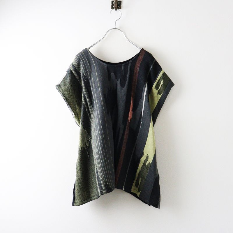 美品 玉木新雌 タマキニイメ tamaki niime fuwa-T SHORT ｜ブラック系