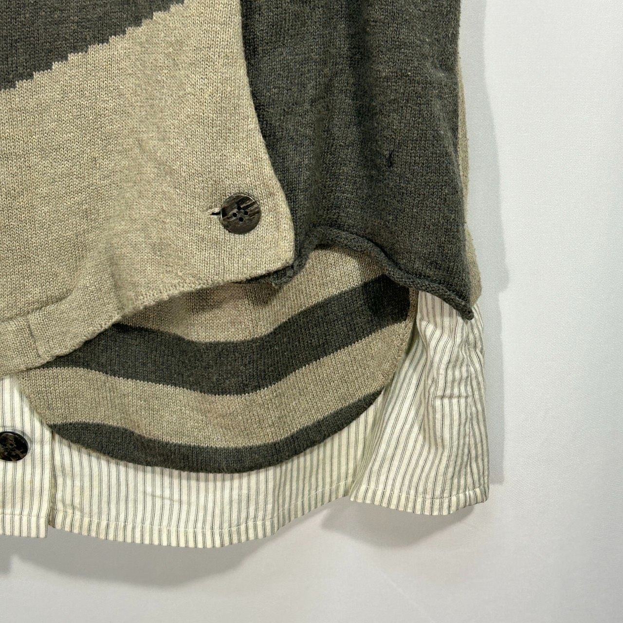 慈雨【40】グレー系 変形 ニット ベスト ノースリーブ トップス 個性派