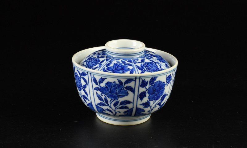 蔵C8989i1】染付 蓋茶碗 蓋物 花文 六客 【公式通販】
