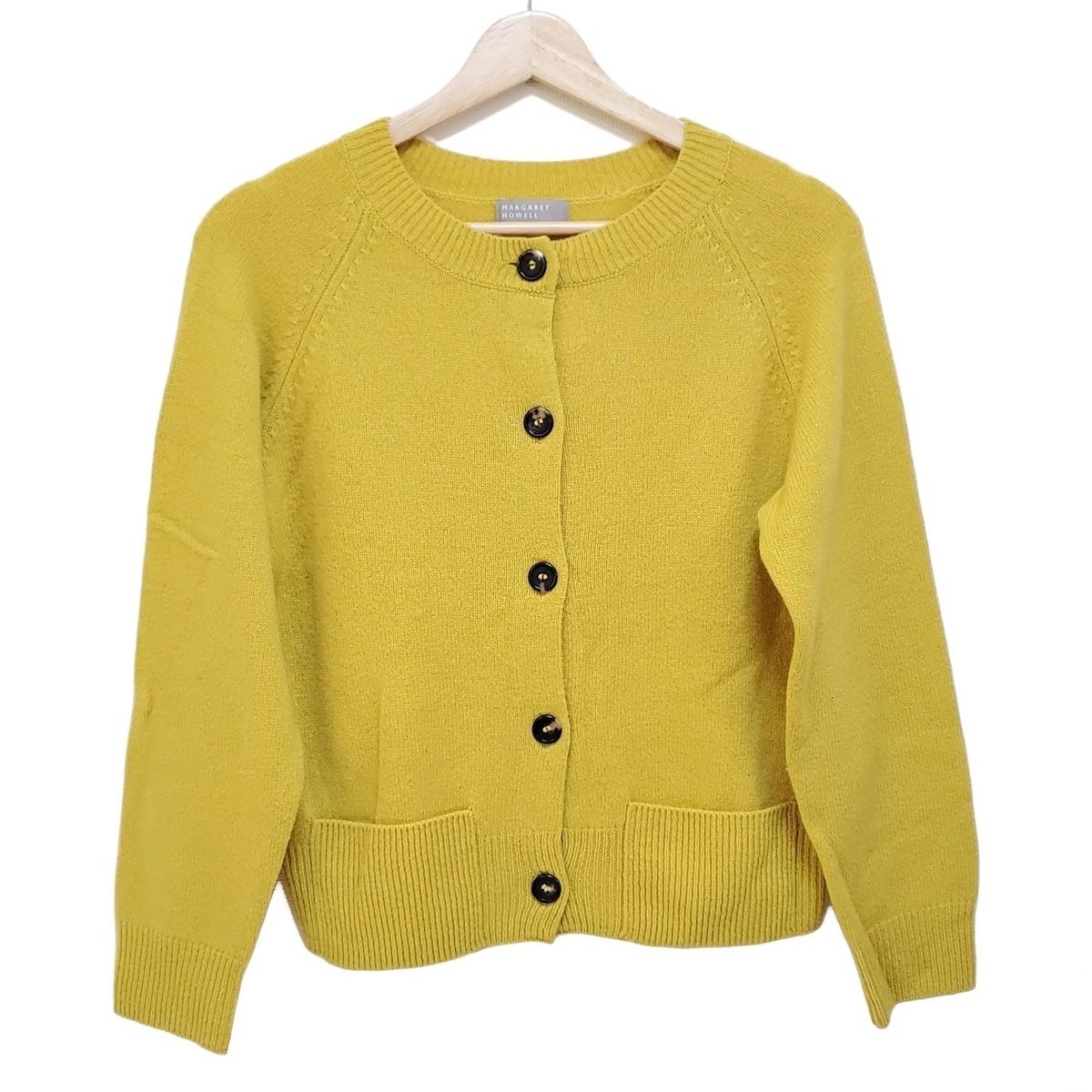 【新品】マーガレットハウエル　サイズ2 レディースMサイズ　ブラックカーディガン MARGARET HOWELL - MargaretHowell(マーガレットハウエル