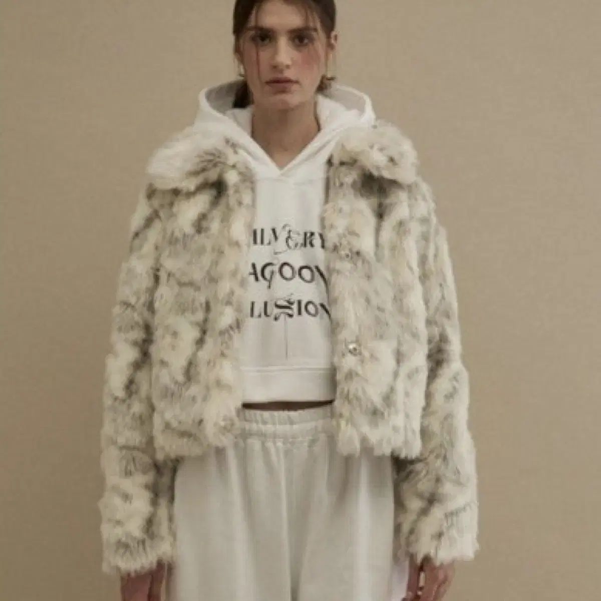 スリータイムズ メレンゲ フェイク ファー ジャケット コート - メルカリ