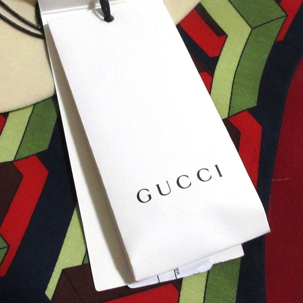 新品同様 GUCCI グッチ チェーン柄 GGマーモント ノースリープ
