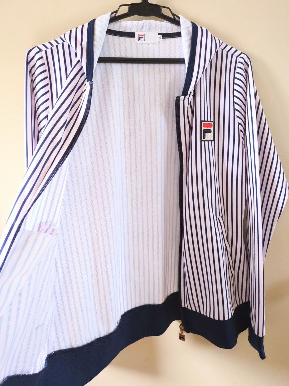 FILA フィラ テニス ウェア ジャケット XLサイズ（М〜L寄り）中古美品