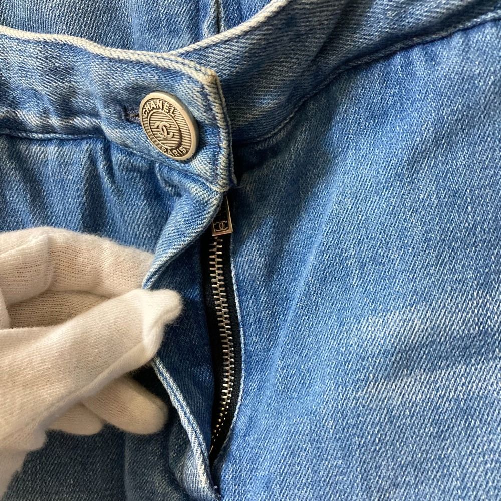 美品✨ シャネル デニム インディゴブルー ワンピース ココマーク釦 加工 美品 CHANEL シャネル ココマークボタン パネルデニムスカート P53468