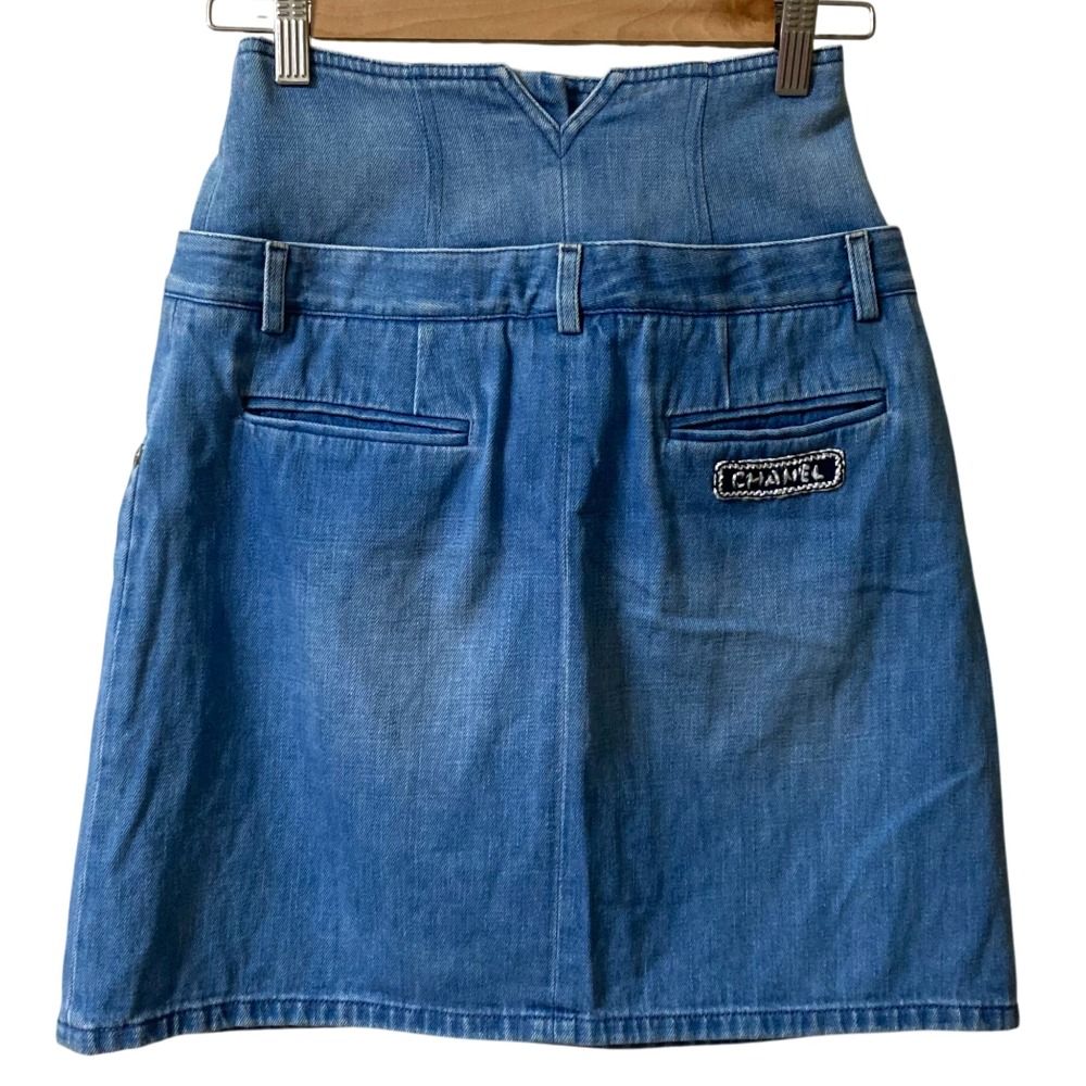 美品✨ シャネル デニム インディゴブルー ワンピース ココマーク釦 加工 美品 CHANEL シャネル ココマークボタン パネルデニムスカート P53468