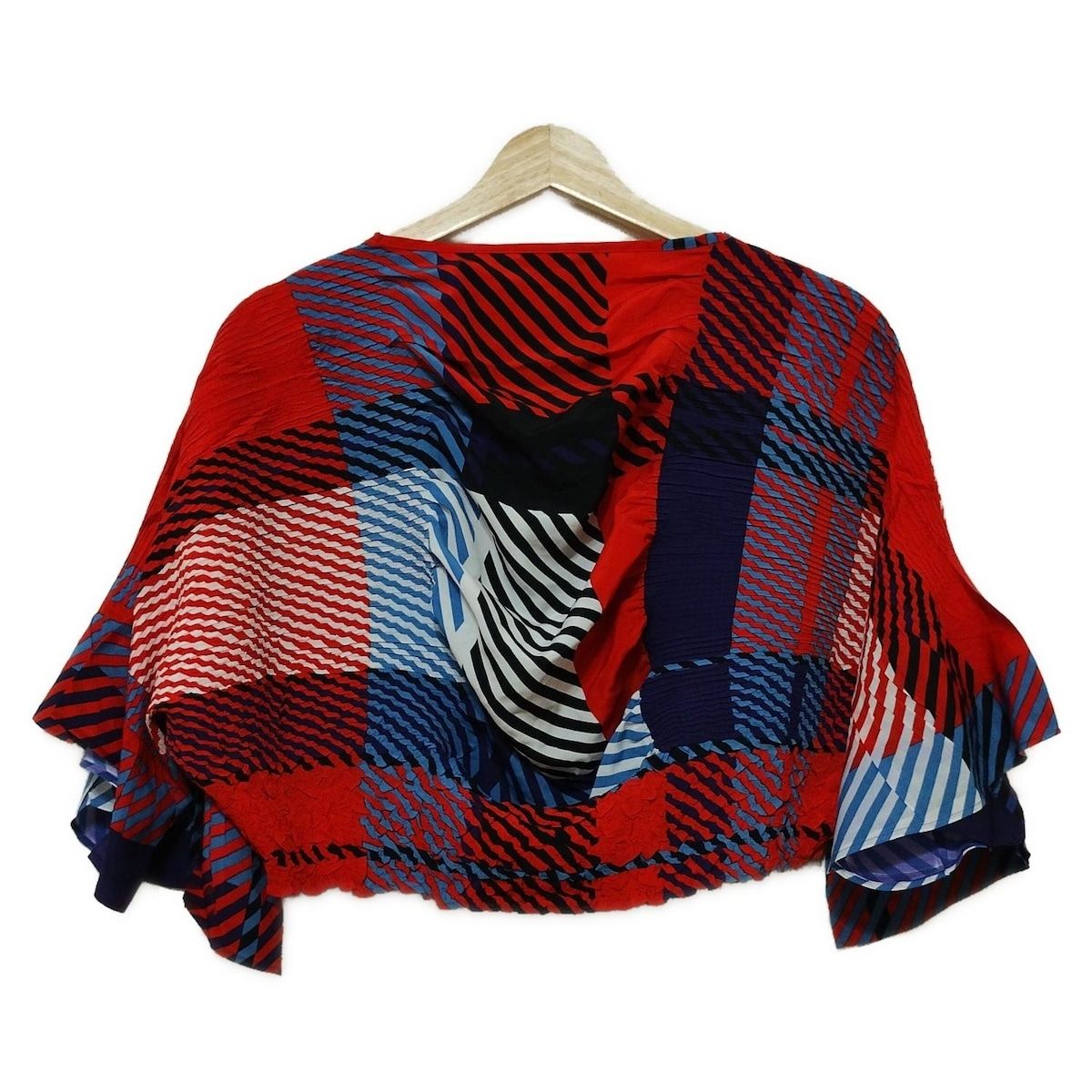 ISSEYMIYAKE(イッセイミヤケ) カーディガン サイズ2 M レディース美品