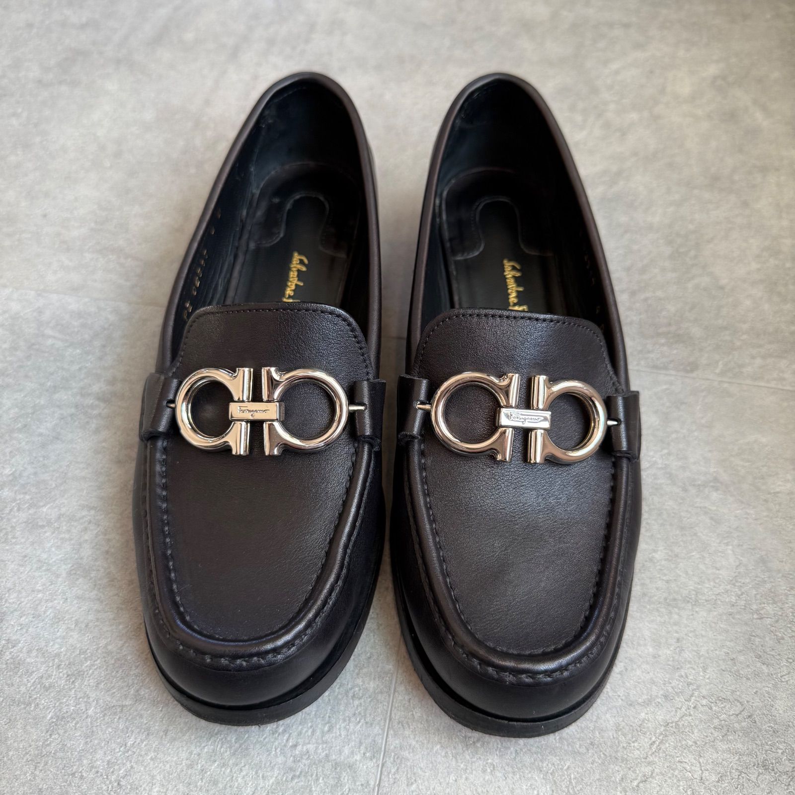 美品 SalvatoreFerragamo サルヴァトーレフェラガモ ガンチーニ