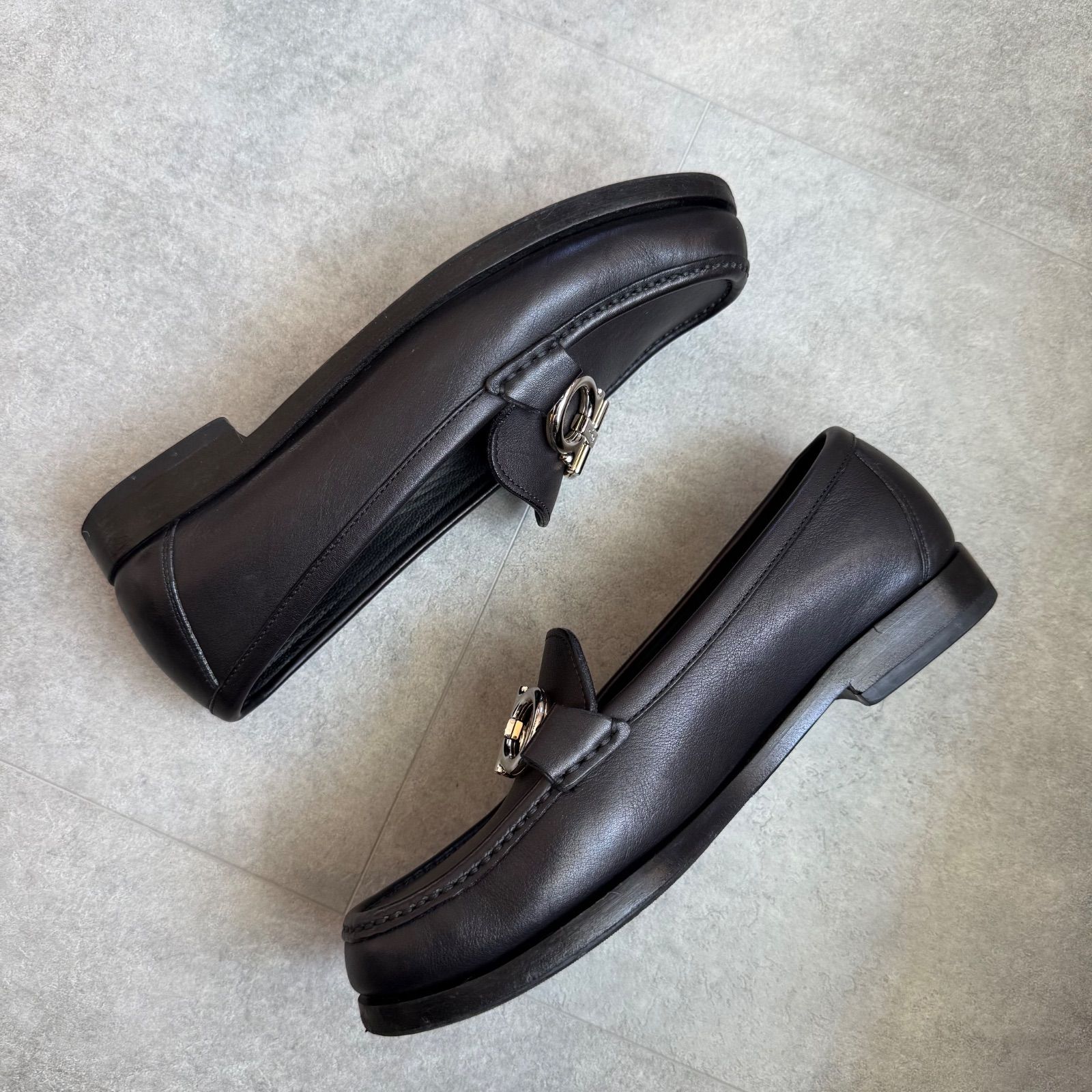 美品 SalvatoreFerragamo サルヴァトーレフェラガモ ガンチーニ