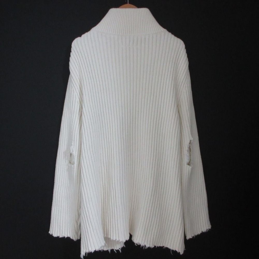 美品 23SS MM6 Maison Margiela メゾンマルジェラ ダメージ加工 ドライバーズニット カーディガン S52GP0138 サイズS ホワイト レディース 古着 中古 USED 美品 23SS MM6 Maison Margiela メゾンマルジェラ ダメージ加工