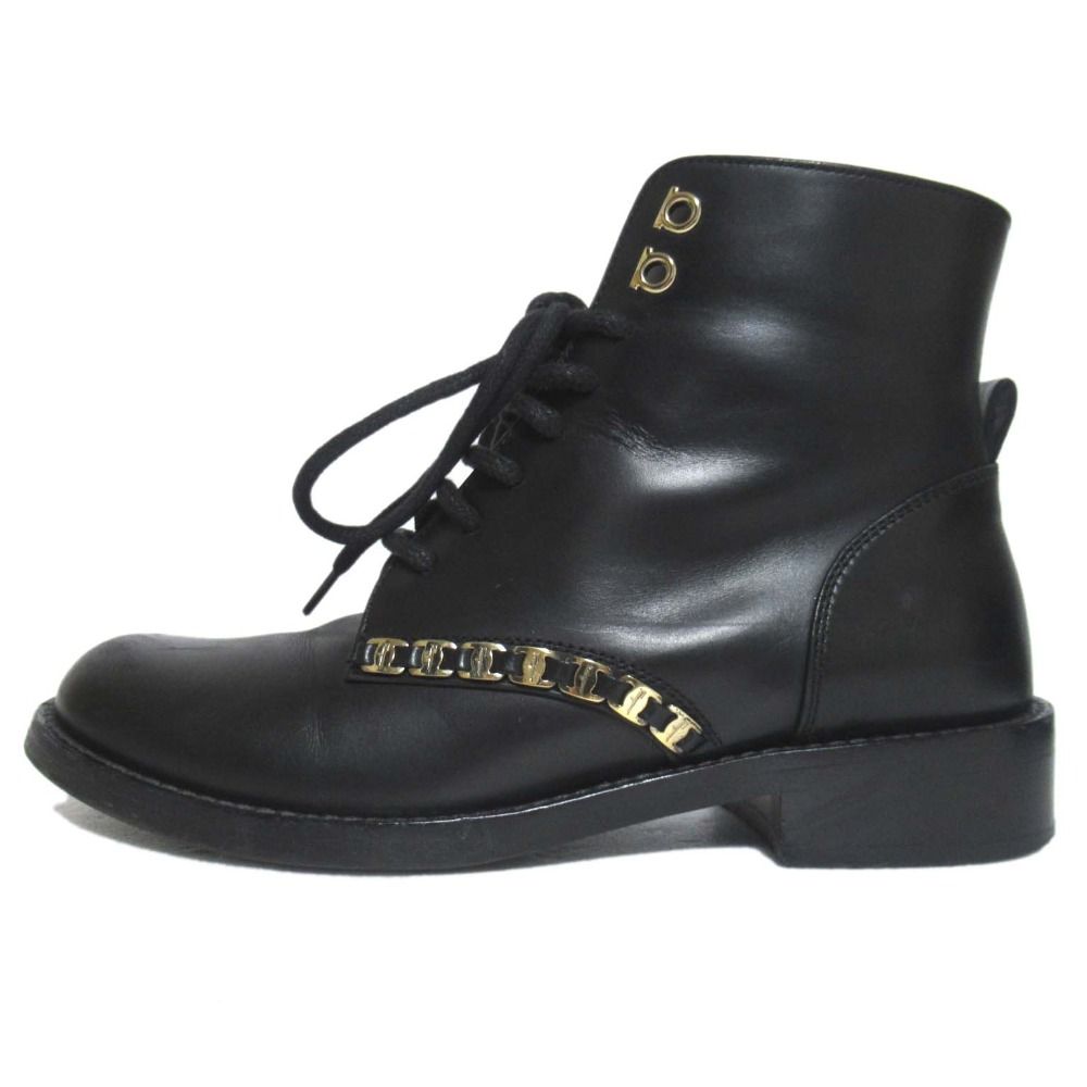 【サルヴァトーレフェラガモ】ショートブーツ　ガンチーニ　シルバー金具 レザー　黒 サルヴァトーレフェラガモ】ショートブーツ ガンチーニ シルバー金具