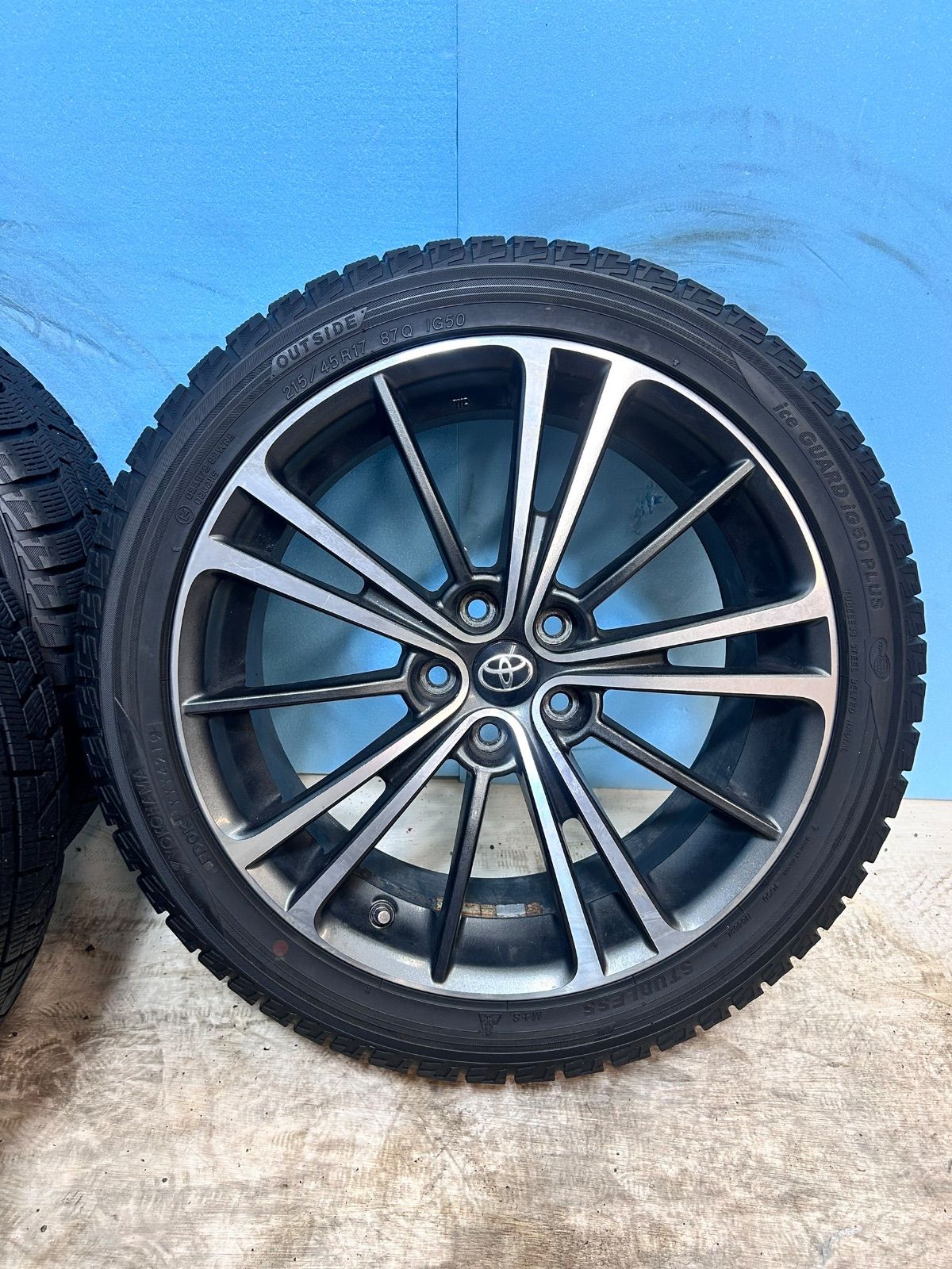 広島発☆格安】215/45R17 スバル レガシィなど 17インチアルミ付き 