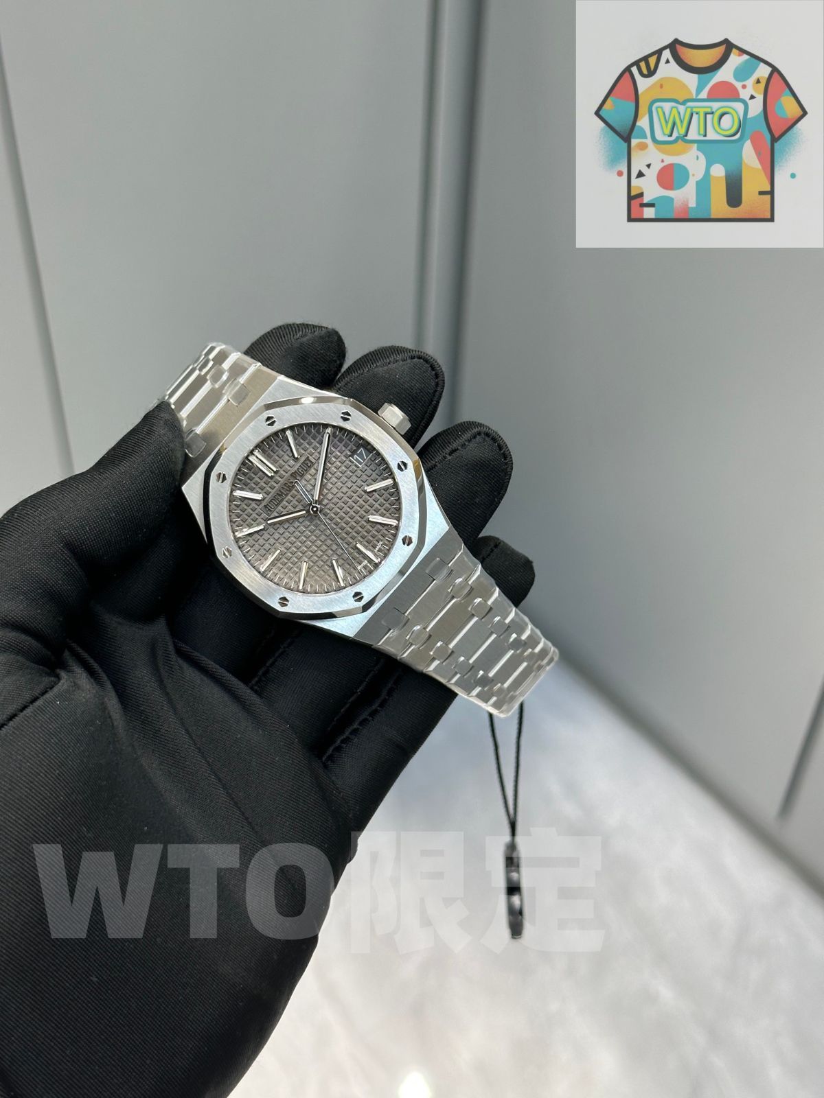 未使用 オーデマピゲ Audemars Piguet 50周年を記念キーホルダー 未使用 オーデマピゲ Audemars Piguet 50周年を記念キーホルダー 未