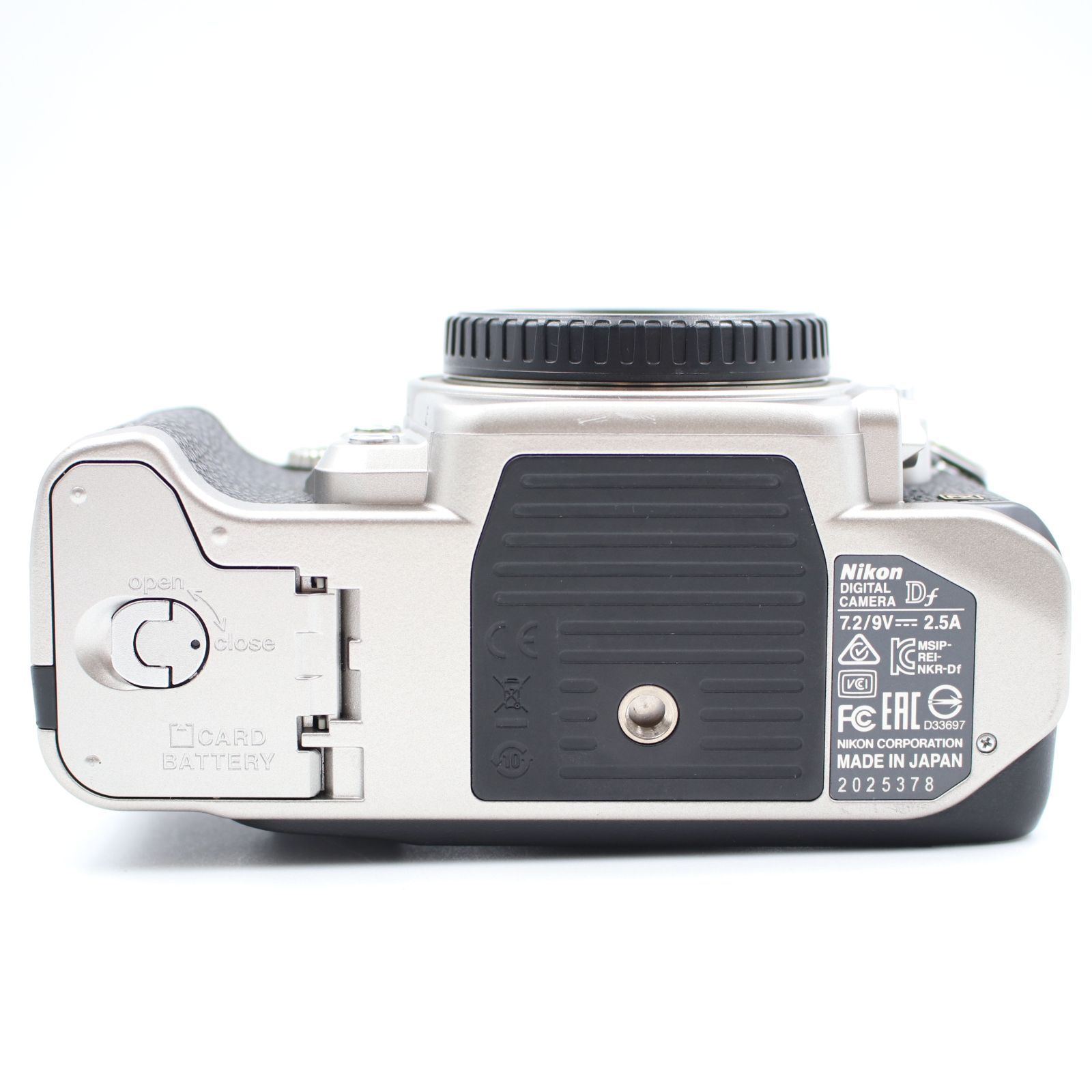 □シャッター数3623枚！新品同様□ Nikon Df ボディ シルバー デジタル