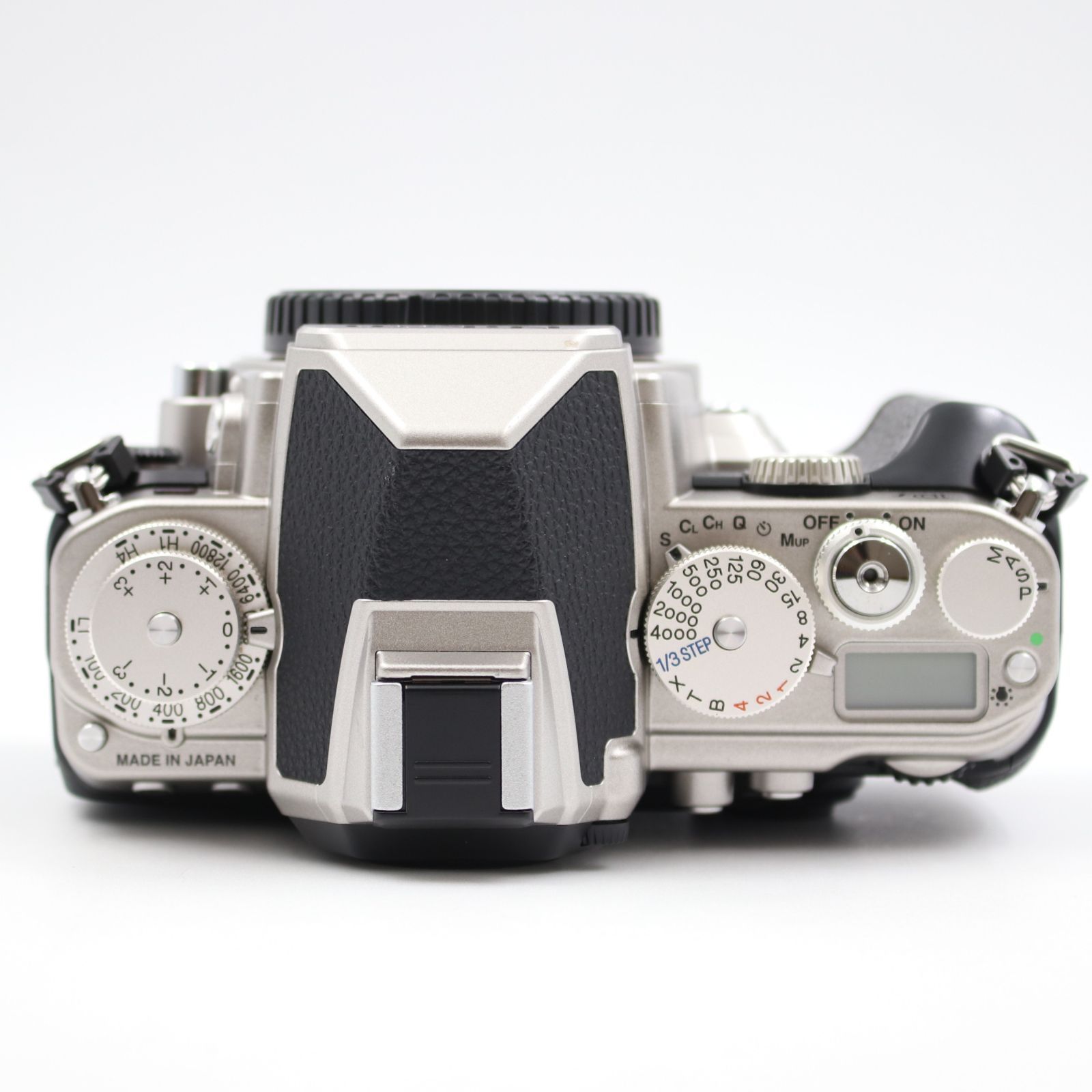 □シャッター数3623枚！新品同様□ Nikon Df ボディ シルバー デジタル