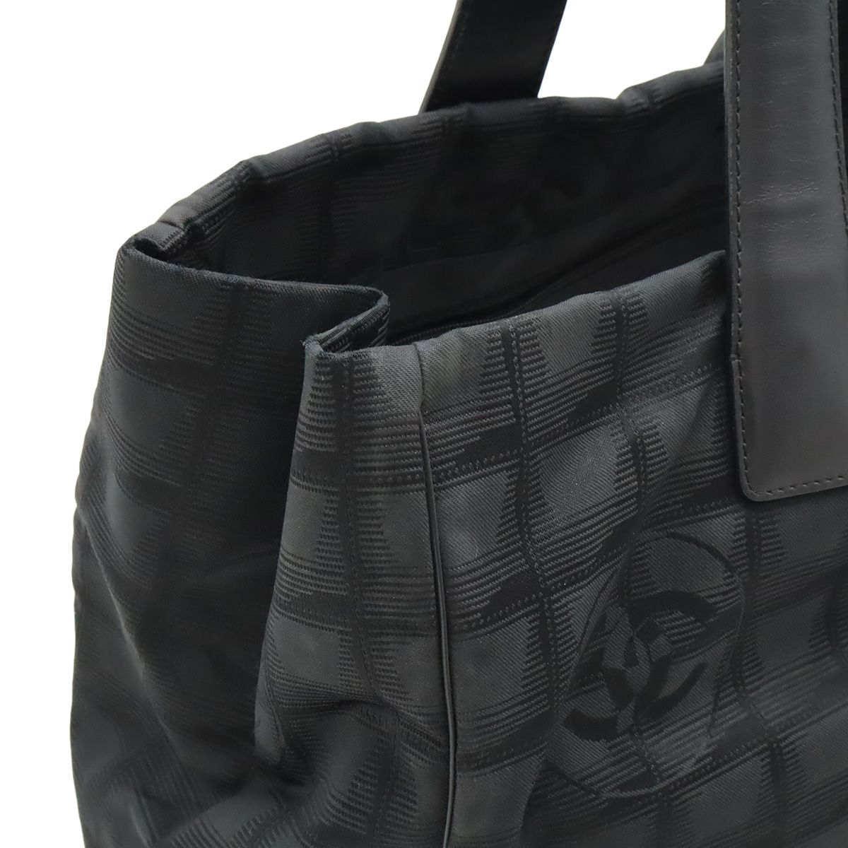 CHANEL シャネル ニュートラベルライン Newトラベルライン トートMM