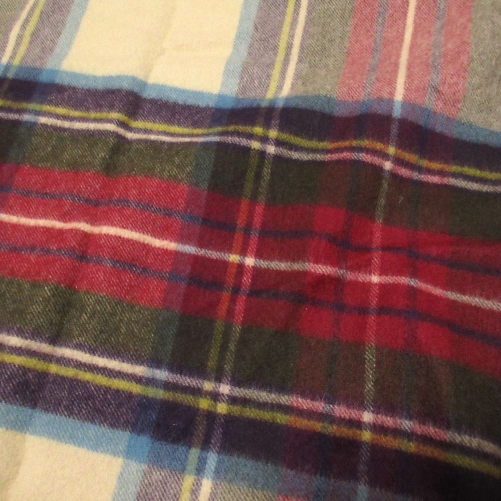 美品 Johnstons of Elgin ジョンストンズオブエルガン チェック柄