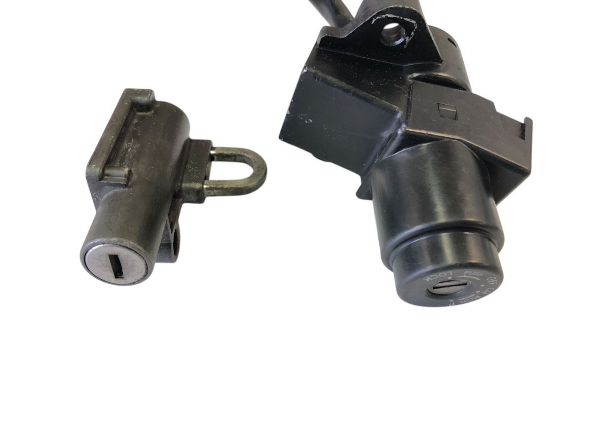 GT380.赤ウィンカー17年前.レア物！ 値引き不可。 GT380 B7 純正