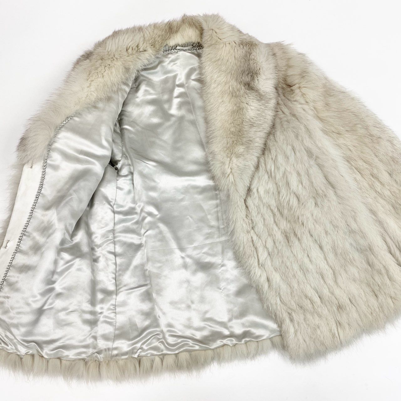 極美品✨サガフォックス 金サガ ロイヤル ブルーフォックス リアル ファーコート 49k19 SAGA FOX サガフォックス 銀サガ ブルーフォックス ファーコート