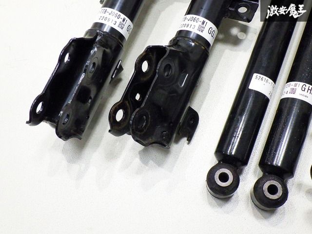 新車外し】 ホンダ純正 JF4 N-BOX Nボックス 4WD サスペンション