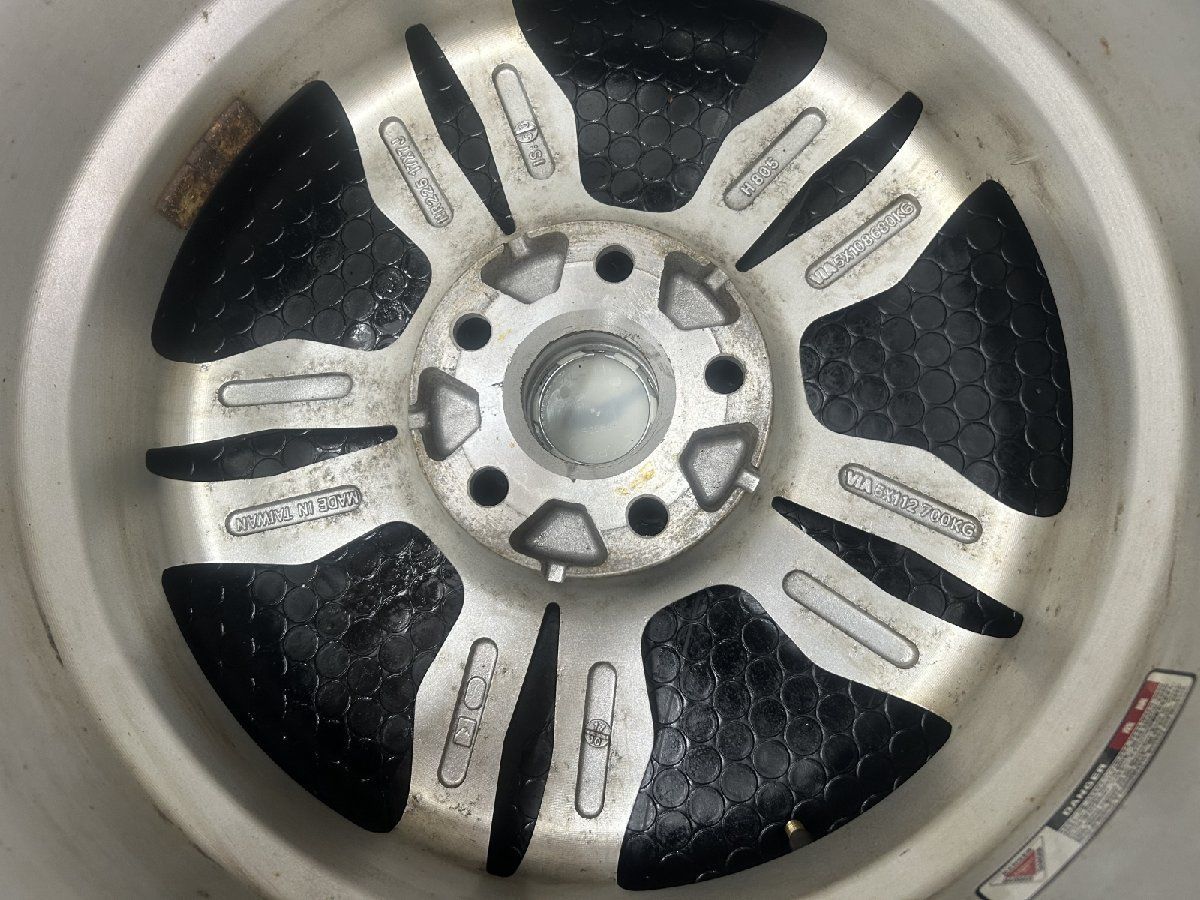 EUROBAHN ユーロバーン 社外ホイール 17インチ 4本 7J5HPCD112+50 VW/ゴルフ/ゴルフヴァリアント等　(SHE025) EUROBAHN ユーロバーン 社外ホイール 17インチ 4本 7J5HPCD112+50 VW