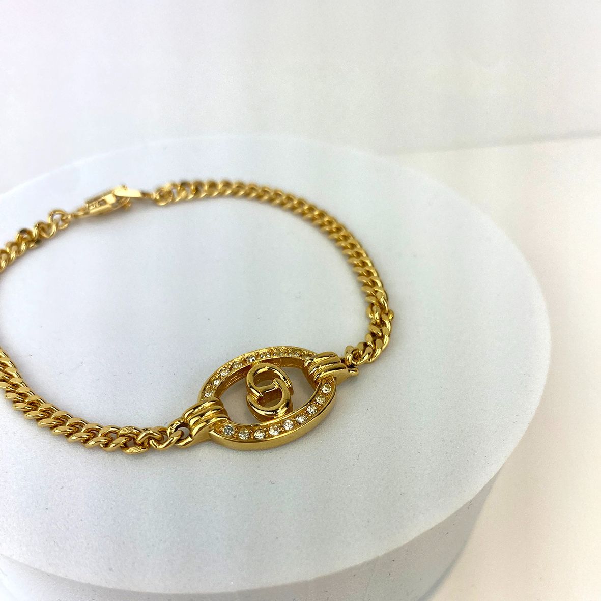 15567✨Christian Dior CDロゴ ラインストーン ブレスレット Christian Dior CDロゴ ラインストーン ブレスレット - メルカリ