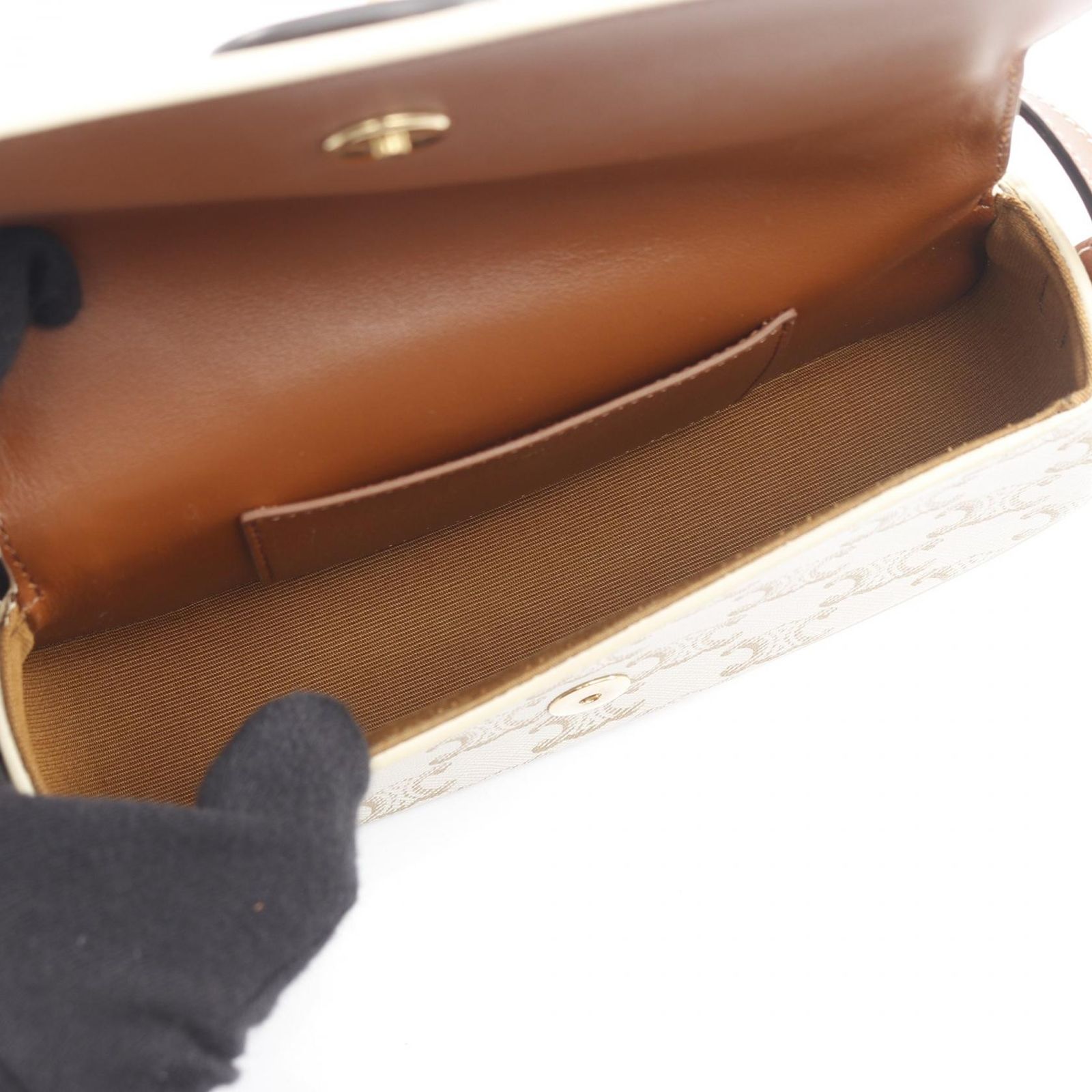 CELINE セリーヌ クラッチタブー トリオンフ ショルダーバッグ - メルカリ