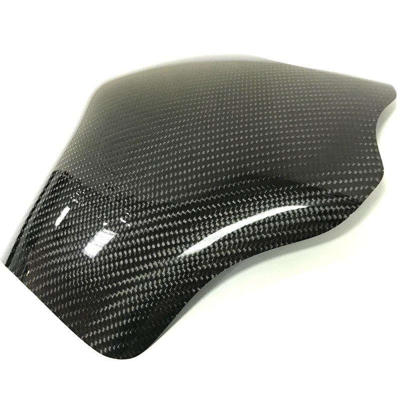 クレバーウルフ カーボンフェンダー YZF-R1 CLEVER WOLF（クレバーウルフ） YZF-R1 フロントフェンダー 材質