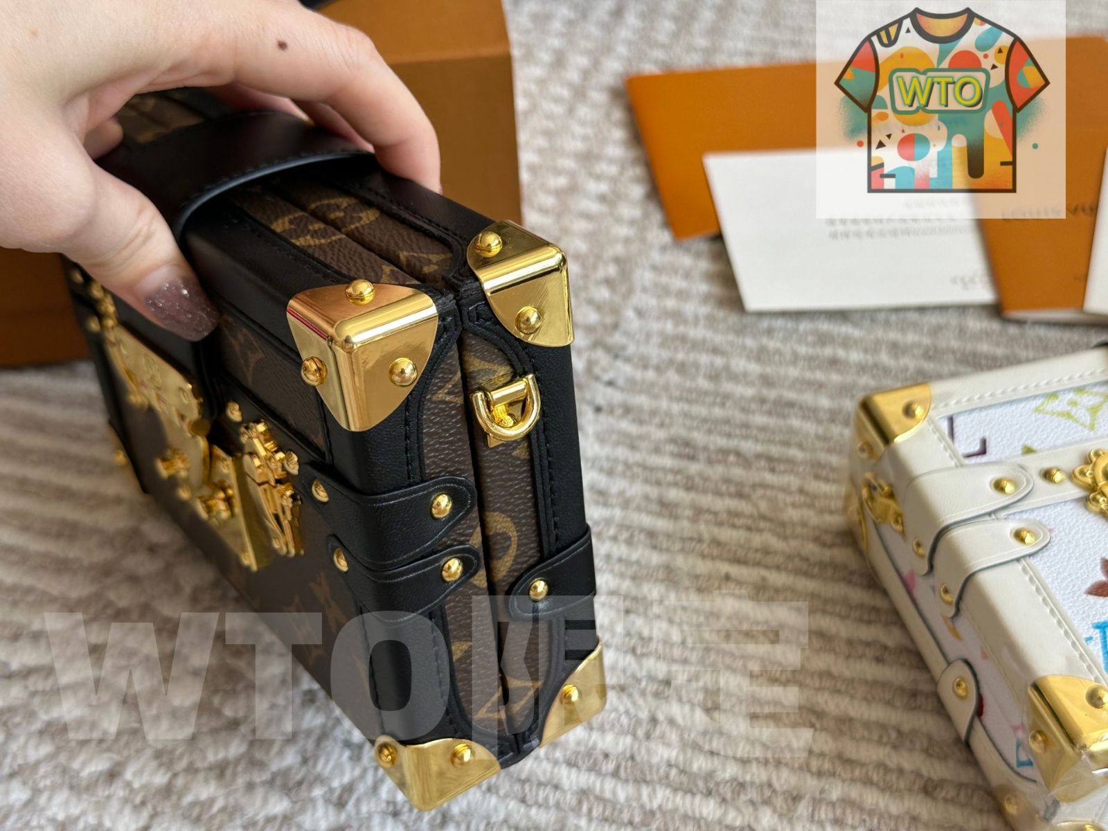 LOUIS VUITTON トランクボックスバッグ - コンパクトサイズ (19×12cm