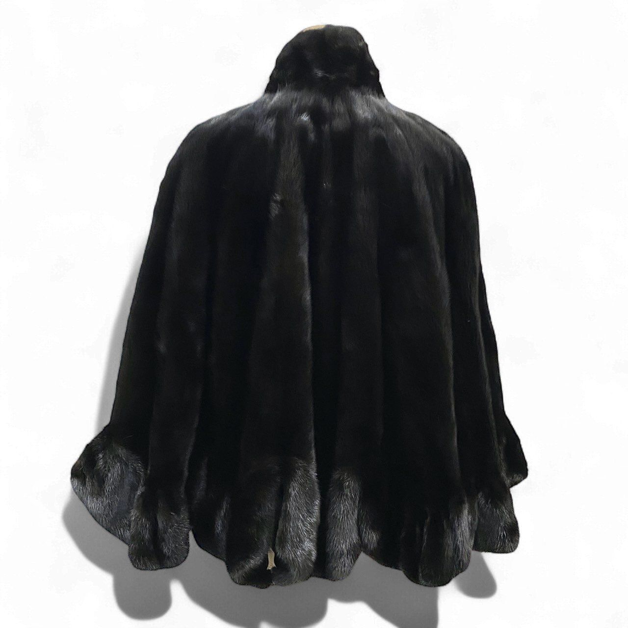 52k19 SAGA MINK サガミンク 銀サガ マホガニーミンク 裾フリル ケープ