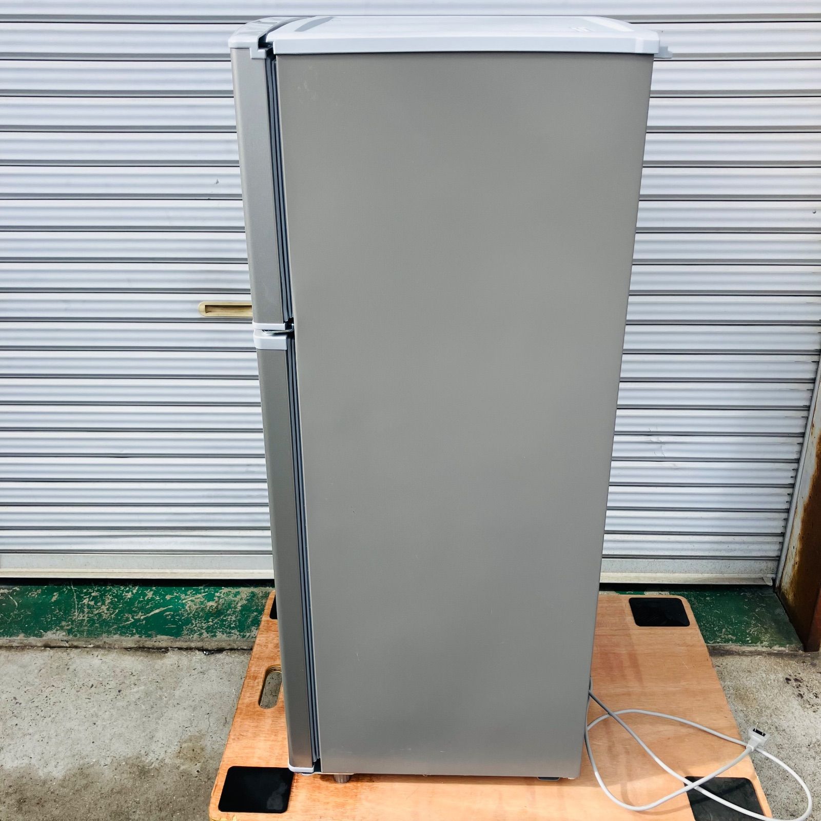 11h29. SHARP ノンフロン冷凍冷蔵庫　SJ-H13E-S 2021年製 SHARP（シャープ） 冷蔵庫 一人暮らし 128L 2ドア 右開き SJ-H13E-S