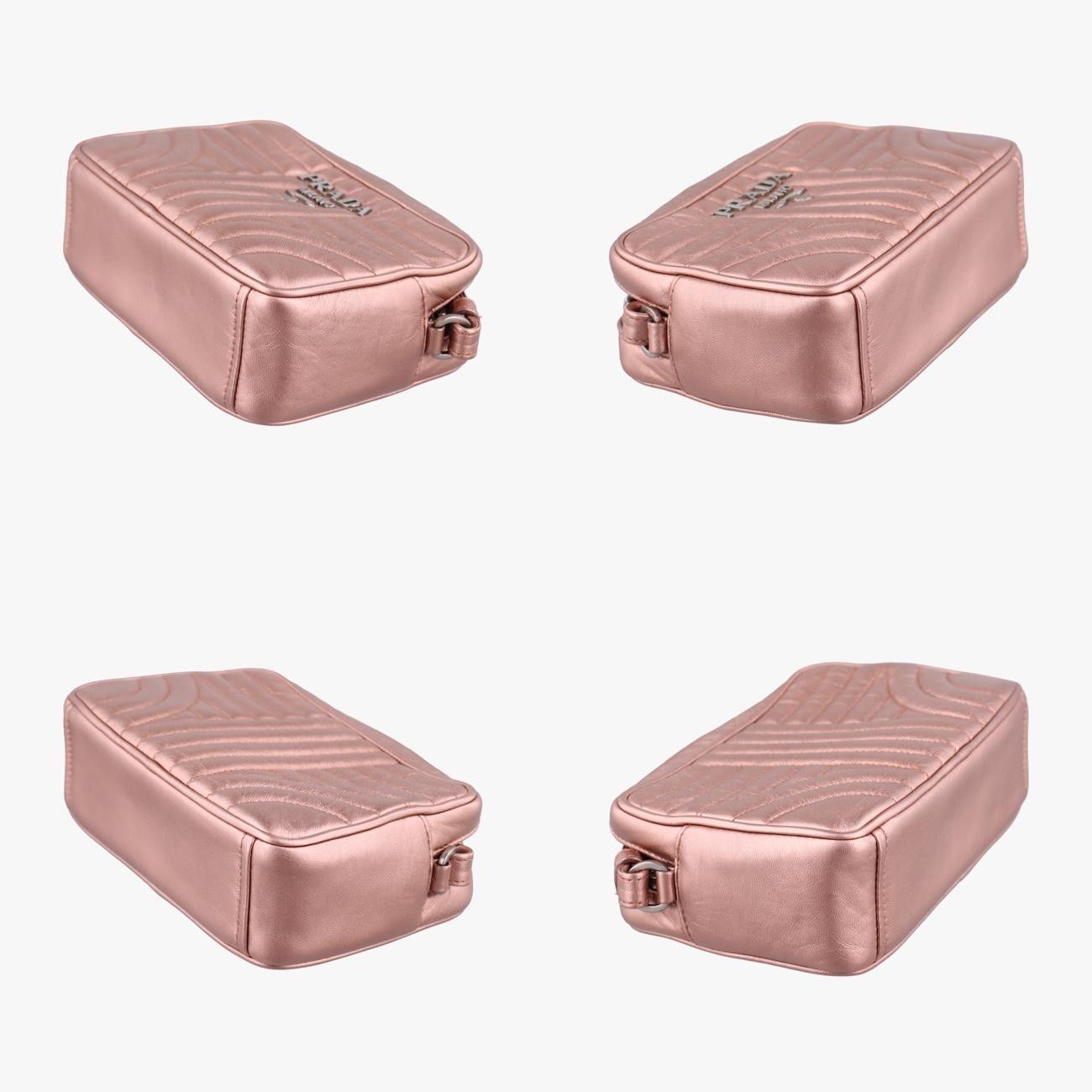 美品！バーバリーブルーレーベル M〜L クリーニング済 バーバリー